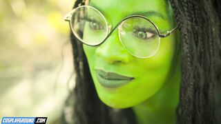 Ana Foxxx Makes Kenna James Cum Hard on a Green Sex tool - Nasty Porn Cosplay Parody