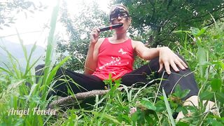 When you really want sex in nature - Angel Fowler masturbating with tripod