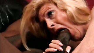 Playful blonde housewife Sugar Kane has special hobby to go down and do tricks with biggest black bone