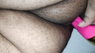Chunky pussy play
