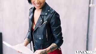 VIXEN Actress is Seduced By Hollywood Couple