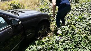 starting an abandended car after 8 months watch the wasps
