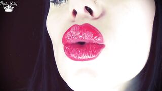 My red kisses make you cum on my face in episode! But this will at no time happen in real life sissy hunk!