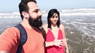 Baianinha Trans Bangs Couple on the Beach
