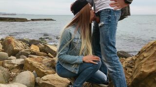 Hot Blonde Gives Skilled Oral Outdoor - Veronika Charm