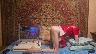 in Russian Moscow The banging machine is almost tearing my ass apart, it feels so good