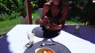 socolas universe doing deepthroat during sexy outdoor bang