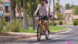 Riding more than bicycles - s1:e4