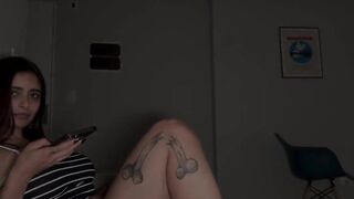 I Discover My Stepsister Touching Herself and Let Her Suck My Wang