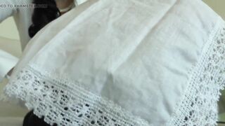 My Handkerchiefs of Fun, Lady Victoria Valente