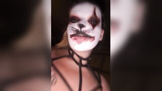 Smokin' BBW Jaw-dropping Kitty Clown with Big Bazookas and Booty begging to have some joy
