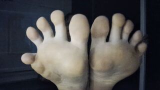 FUCK MY UNDRESSED FOOT • So Lustful Dripping Shlong • Feet Fetish • Luddo Vicka