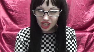 Cuckolding you my naive slave