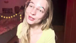 Why Males Go Into Debt for Sexy Brats Online