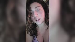 BBW lets her big boobs hang while water drips down from 'em