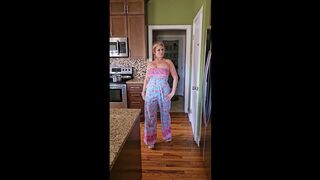 ONLYFAN BIG TIT MOM Real WIFE Voyuer COMPILATION Videos