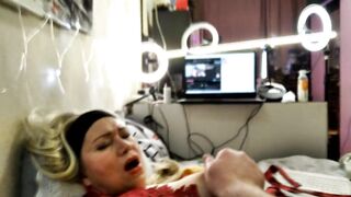 Golden-haired Older stepmom has nipples orgasm & pussyfucking close up!
