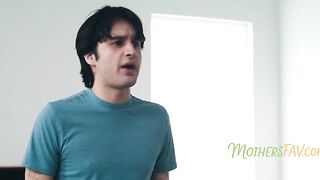 Stepmom Nude - Ryan Keely, Elias Cash
