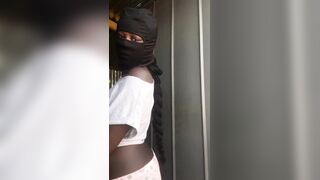 Twerking Moves Lead To Huge Cum Dumps