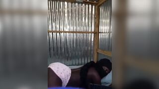 Twerking my slutty booty