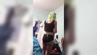 I ignore you (for the most part) in my green wig as I do laundry. I flash you my tiddies at the end ✨️