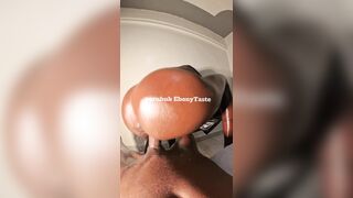 Bouncing My Ass On The Wang