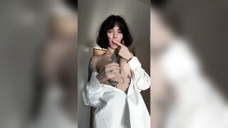 Will you aid me get naked? ?