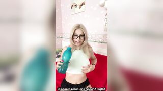 Big boobs bounce as this honey grinds not fast