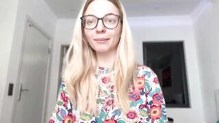 How to Punish a Slave femdom