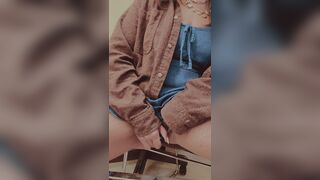 I use my Sextoy to have a biggest orgasm in public
