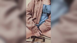 I use my Sextoy to have a biggest orgasm in public