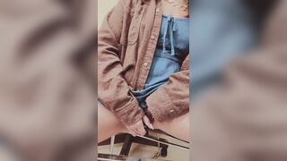 I use my Sextoy to have a biggest orgasm in public