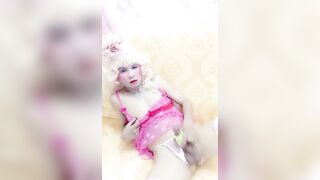 Shemale pear wearing hot porn crutch selfie