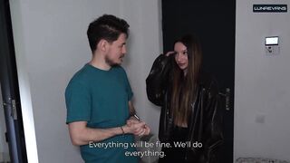 Behind the Scenes: Luna Evans Prepares for Her first Anal – Warm-up & Dildos