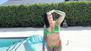 Bored and Sexually excited on Hold: Hardcore Hotel Hookup (Bianca Bailee, Zeus)