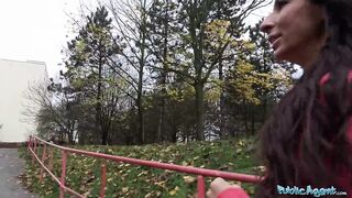Public Agent Genuine MILF fucks for cash