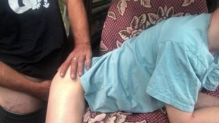 Bizarre anal fuck with shaggy daddy in car