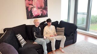 Oral-sex-sex during Fortnite Gaming