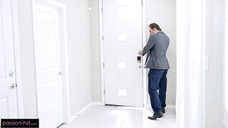 i showed him his dream house — her reaction was nice ?