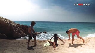Public Beach Fuck: Skinny Ebony Snatch Pounded in Missionary as Waves Crash