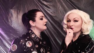Smokin' Fetish - Lesbian slowly masturbation with smoke - Arya Grander and Dredda Dark