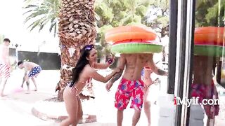 3some Erupts The Moment Stepmom's Bikinis Hit The Floor