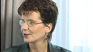 Spex mature pussy dildoed and blowing rod