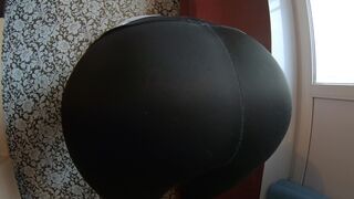 Sporty Teen in Yoga Pants Banged After Training