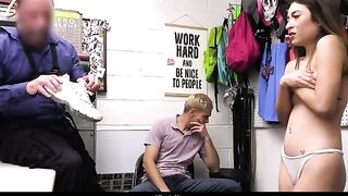This dude Had To Watch His Stepsis Get Pounded By 4 Boyz