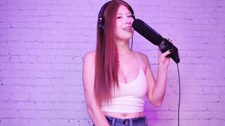 ASMR Mouth Sounds & Heavy Breathing ? Hand Movements for Intense Tingles
