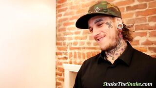 Shake the snake - Drilled by the cook