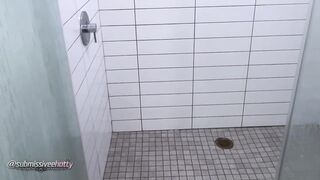 Sexy Guy Showers Plugged 11 Minute Shower Session