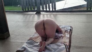 Big Booty Stepmom gets a surprise