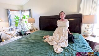 Stepmom needs goo to get pregnant and lets stepson put it deep inside her twat